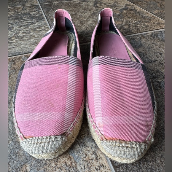 Burberry Check Canvas Espadrille Slip On Flat Shoes Pink, Women’s Size 38.5/8.5 - Picture 1 of 11
